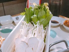 -南城十里潮汕鲜牛火锅·鲜虾生滚粥(融汇老商埠店)