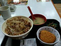 -食其家·牛丼咖喱(广元西路店)