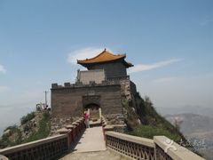 -鸡鸣山旅游风景区