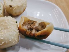 -小杨生煎(白玉兰广场店)