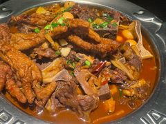 傲骨虎皮凤爪煲-胖哥俩肉蟹煲(福州仓山爱琴海店)