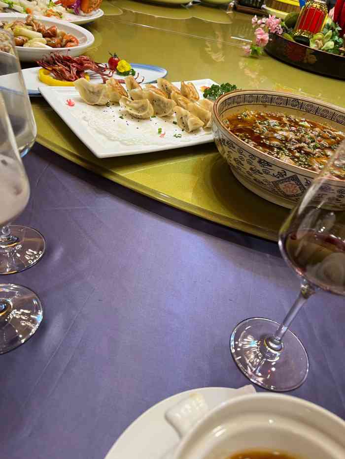 旌湖国际酒店.餐饮-"德阳老牌酒店90第一次去尝试了自助餐 .