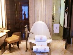 iphone_upload_pic-上海浦东丽思卡尔顿酒店