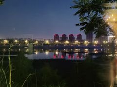 -灞河西岸滨河公园