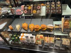 -星巴克臻选(南京金茂览秀城店)