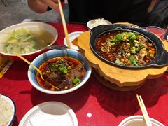 -冯烫烫跷脚牛肉·川菜小馆(武胜西街店)