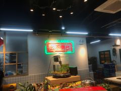 -瓜西西重庆火锅(花溪店)