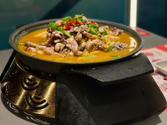 -龙巢盱眙龙虾·牛蛙·烧烤宵夜(八卦岭店)