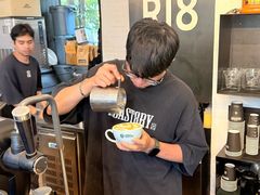 -Roast8ry Coffee Lab