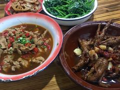 -老三样·美食研究中心(世贸路店)