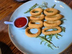 洋葱圈-SISTERS BAR RESTAURANT川意酒馆(嘉善老市H楼店)