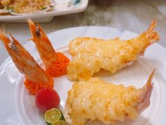 -浅深(世茂滨江精品店)