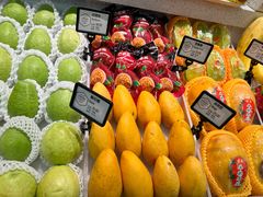 -每日新鲜水果吧(芮欧百货店)