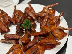 脆皮烧顶鸽-御宝轩(益丰·外滩源店)