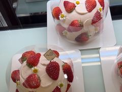 -花花卷卷·鲜食蛋糕(泉屋店)