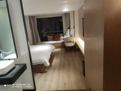 -上海华夏假日酒店
