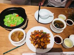 -顺风汤馆·广府粤菜(江宸天街店)