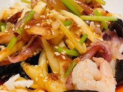香麻浇汁钵钵-東大方(武康千秋广场店)