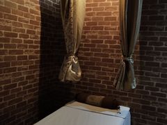 -莱蔻·圣灸堂·推拿艾灸(天山店)