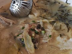 -严记小天府酸菜鱼(西四路店)