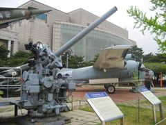 -韩国战争纪念馆