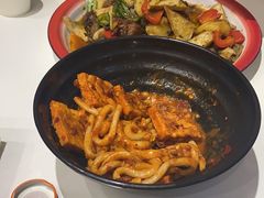 -米兜兜米粉·新疆料理(川大店)
