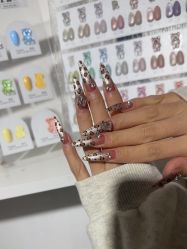 -瞧·享轻奢美甲美睫