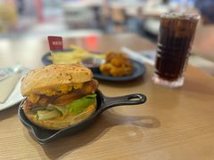 -必胜客(航洋国际店)