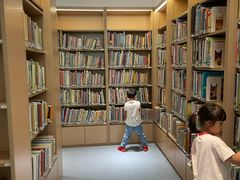 -广州市白云区图书馆