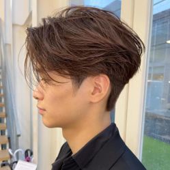 -东方先生国潮男士理发馆