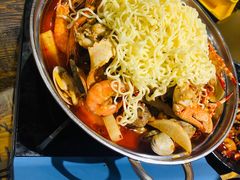 -老闵田螺馆·南昌特色小炒(梦时代店)