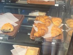 -星巴克臻选(周浦万达店)
