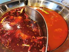 -强盅盅重庆市井火锅店(中央大街店)