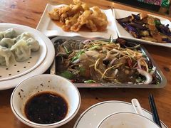 -鹤乡东北菜(崮山路店)