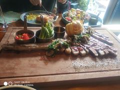 -TiKi餐厅酒吧