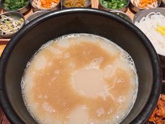 -银米·云南传统过桥米线(双廊黑金冠店)