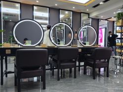 -藤野造型烫染·漂发