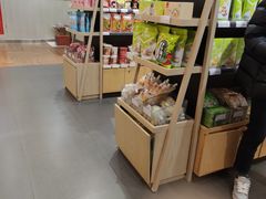 零售区-良品铺子(长和国际店)