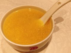 小碴粥-小船渔村•大连菜•大连焖鱼(明泽街店)