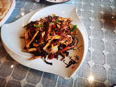 -小厨子私房菜·云南美食店
