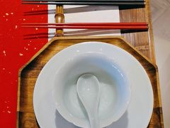-荷风细雨·中国茶宴(世纪大道店)