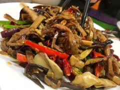 -小厨子私房菜·云南美食店
