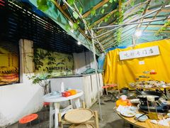 -茸梅路右拐龙虾-农家菜(松江店)