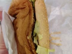 -麦当劳(中二横路店)