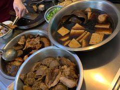 -松树干拌面店