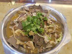 -清真·玛丽亚新疆菜主题餐厅(浙江中路店)