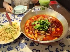 盆盆毛血旺-川流不息·地道川菜·小龙虾(新松江路店)