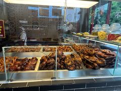 -老鼎万春卤菜(五代传承创始老店)