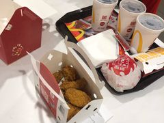 -麦当劳(莘松路芭比伦DT店)