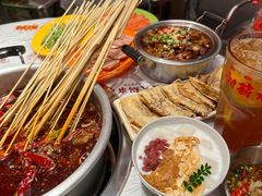 -大芊金重庆串串火锅(南京路店)